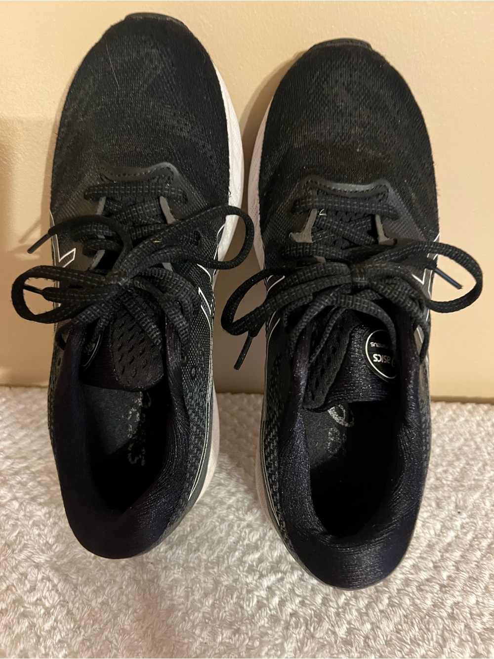 Women’s Aasics Gel Nimbus 23 Black and White Running Sneakers